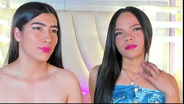 siara and zoe online show from April 2026 10:36:01 PM