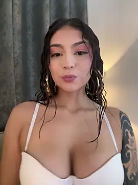 Snapshot of CHERRYY_BOMB_ chatting on June 2026 03:23:01 PM CHERRYY BOMB online show from June 2026 03:23:01 PM