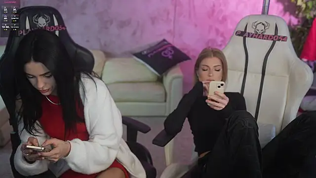 Tina Breeze online show from April 2026 08:24:01 AM