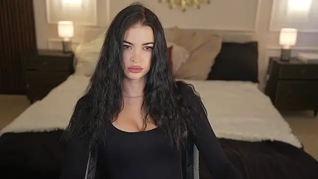 Tina Breeze online show from July 2026 07:01:02 AM