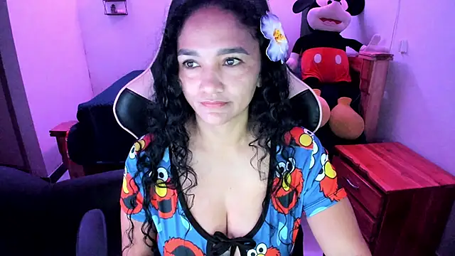 Snapshot of rayza_mature_154 chatting on June 2026 03:54:01 PM rayza mature 154 online show from June 2026 03:54:01 PM