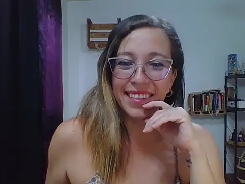 charlott ponce online show from September 2025 07:35:01 PM