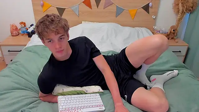 Fandi 777 online show from April 2026 02:04:02 PM