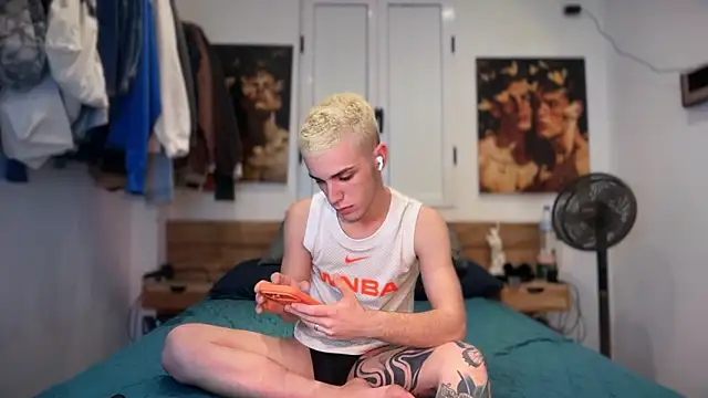 Snapshot of Cristian_Delgado chatting on March 2026 04:45:02 AM Cristian Delgado online show from March 2026 04:45:02 AM