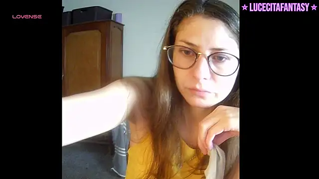 lucecitafantasy2 online show from April 2026 09:16:01 PM