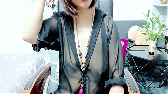 Snapshot of Miu-Le chatting on July 2026 07:24:01 PM Miu-Le online show from July 2026 07:24:01 PM