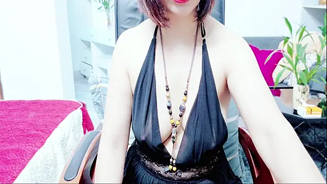 Snapshot of Miu-Le chatting on July 2026 11:18:01 AM Miu-Le online show from July 2026 11:18:01 AM
