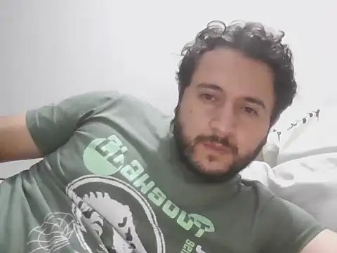 CrisFdo online show from April 2026 01:10:01 AM