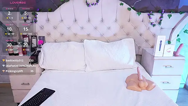 AmberGreyy  online show from April 2026 07:07:02 PM