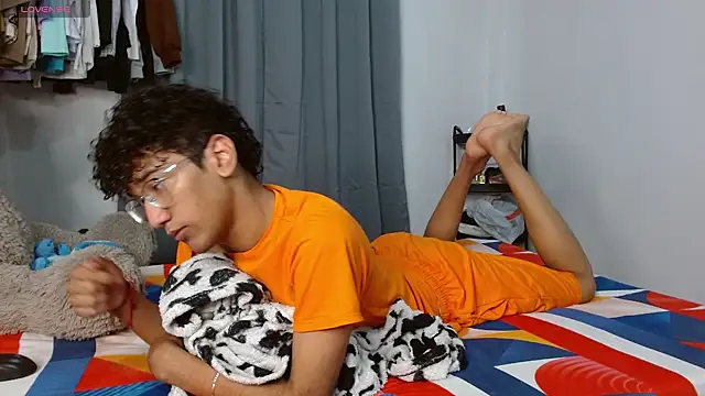 harrytwink18 online show from February 2026 04:40:02 AM