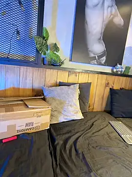 andrewortix online show from April 2026 05:04:02 AM