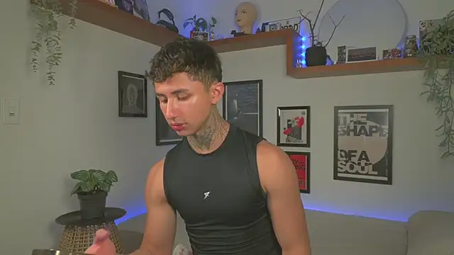 ArchiGoldd online show from April 2026 10:01:02 PM