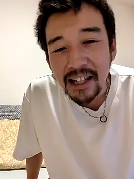 Snapshot of KOUHEY2023 chatting on January 2025 12:39:01 PM KOUHEY2023 online show from January 2025 12:39:01 PM