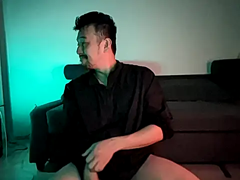 Snapshot of KOUHEY2023 chatting on February 2025 01:06:01 PM KOUHEY2023 online show from February 2025 01:06:01 PM