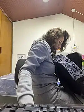 karlamorris  online show from March 2026 01:17:02 PM