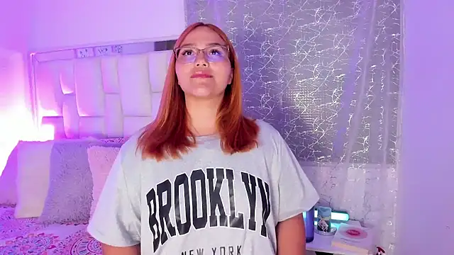 LeahxBarker online show from February 2026 01:55:01 AM