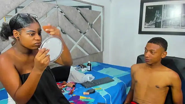 EvaxEmma online show from April 2026 02:36:01 PM