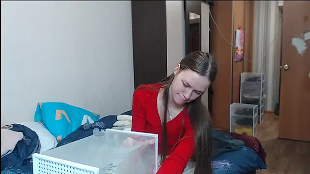 leila bambi  online show from March 2025 08:54:02 PM