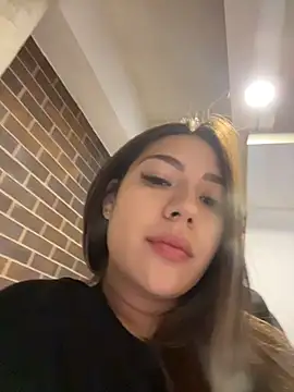 Latina vanessa online show from July 2026 01:19:01 AM