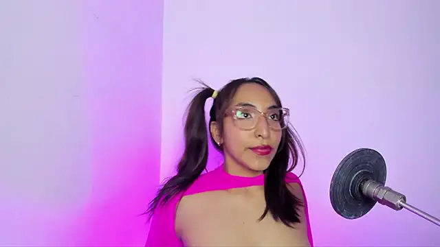 Leticia brownn1 online show from March 2026 08:12:01 PM