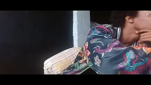Larry-n-clouds online show from July 2026 12:07:02 PM