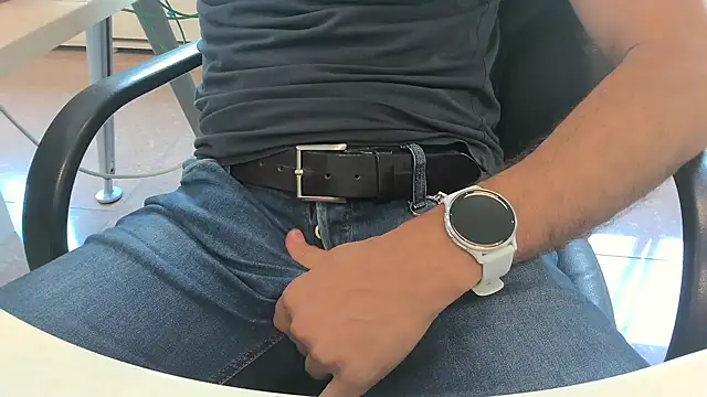 alessandroman2114 online show from September 2025 10:26:02 AM