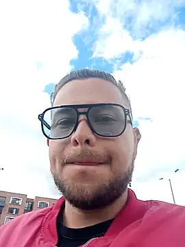 JOHANLEON1 online show from June 2026 08:54:01 PM