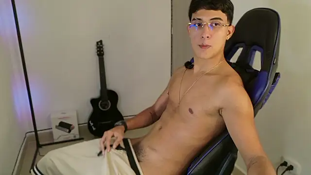 Juan da01 online show from March 2026 04:18:02 AM