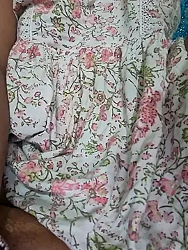 Snapshot of Priya_Bong chatting on June 2026 01:19:02 AM Priya Bong online show from June 2026 01:19:02 AM