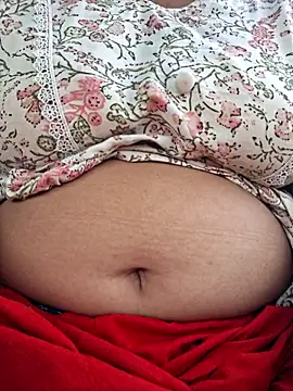 Snapshot of Priya_Bong chatting on July 2026 02:03:02 AM Priya Bong online show from July 2026 02:03:02 AM