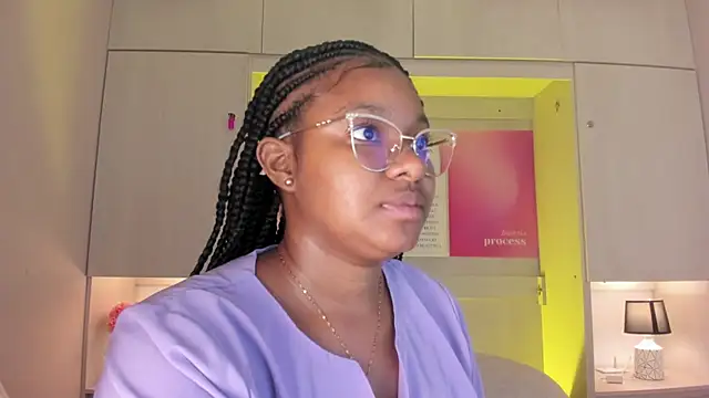 tamaraa smiith online show from February 2026 07:34:02 PM