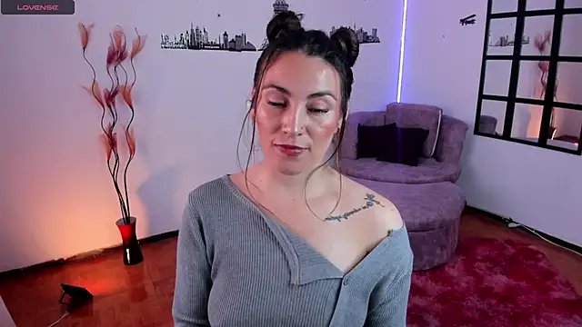 Elizabeth taylor b online show from December 2024 05:51:01 PM