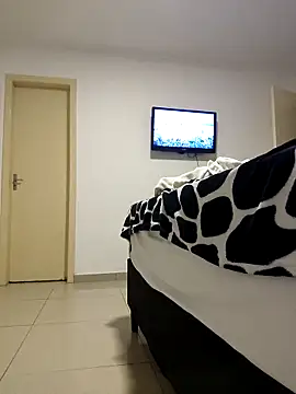 HAchicko  online show from October 2025 11:11:02 PM