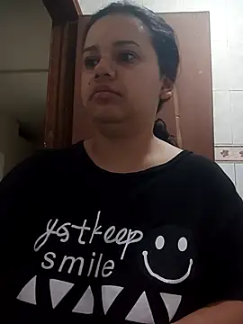 Snapshot of _Miaaleon chatting on February 2026 09:46:01 AM Miaaleon online show from February 2026 09:46:01 AM