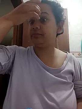 Snapshot of _Miaaleon chatting on February 2026 10:22:02 AM Miaaleon online show from February 2026 10:22:02 AM