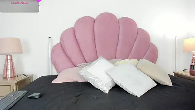 Paytonferrara online show from March 2026 03:12:01 AM