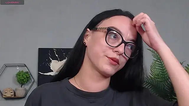 IzabelllNoir online show from April 2026 08:42:02 AM