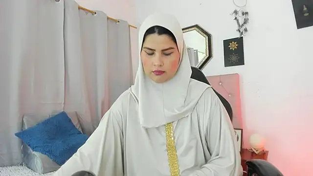 Snapshot of AishaAmin_ chatting on July 2026 12:12:02 PM AishaAmin online show from July 2026 12:12:02 PM