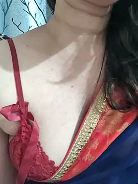 Snapshot of Brown_Maxi chatting on March 2025 05:18:01 PM Brown Maxi online show from March 2025 05:18:01 PM