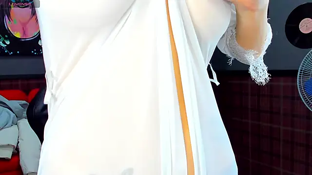 Angel Sapphire  online show from December 2024 08:22:01 AM