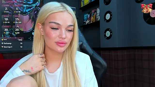 Angel Sapphire  online show from March 2025 04:02:01 PM