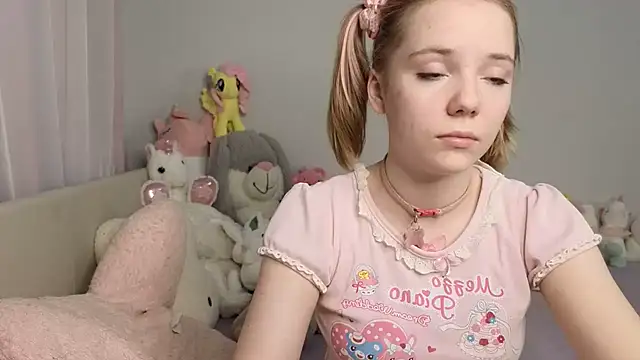 PrincessLittleKiki online show from July 2026 09:12:01 PM