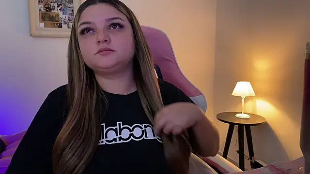 SweetPaige  online show from April 2026 03:09:02 PM