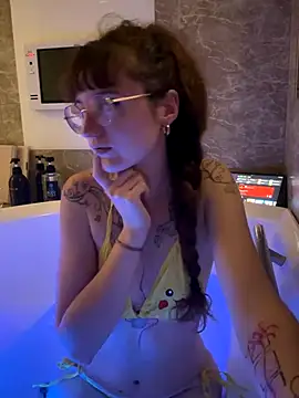  foxygirl  online show from November 2025 02:17:01 PM