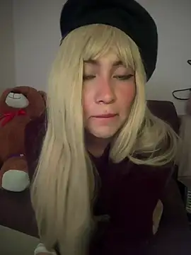 Snapshot of LunaAurora3 chatting on April 2026 05:45:02 AM LunaAurora3 online show from April 2026 05:45:02 AM