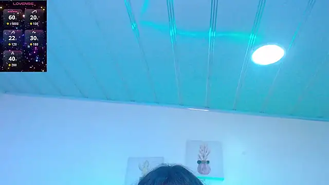 Snapshot of candy_lux_ chatting on May 2026 05:52:01 PM candy lux online show from May 2026 05:52:01 PM
