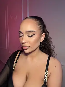 CardiSweetBaby online show from April 2026 05:51:02 PM