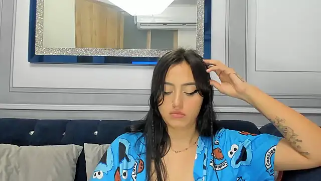 Lesly sexy4u online show from December 2024 07:03:01 AM