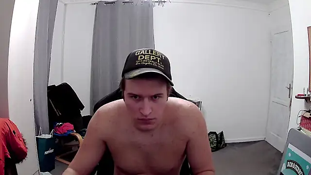 PKrisztian online show from March 2026 10:14:02 PM