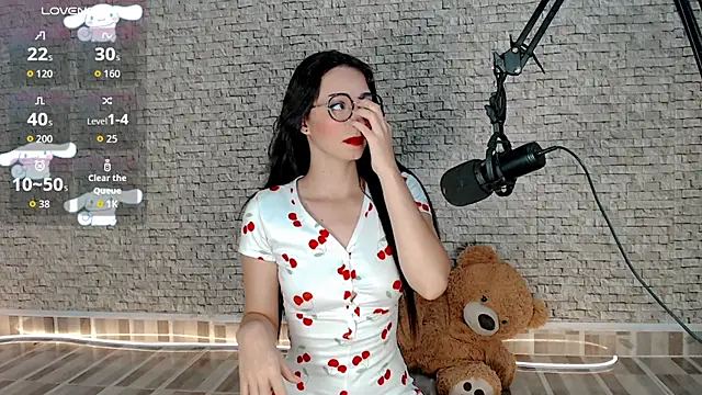 emma unu online show from June 2026 03:00:02 AM